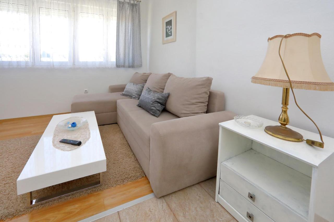 Apartments Ivana Bibinje Luaran gambar