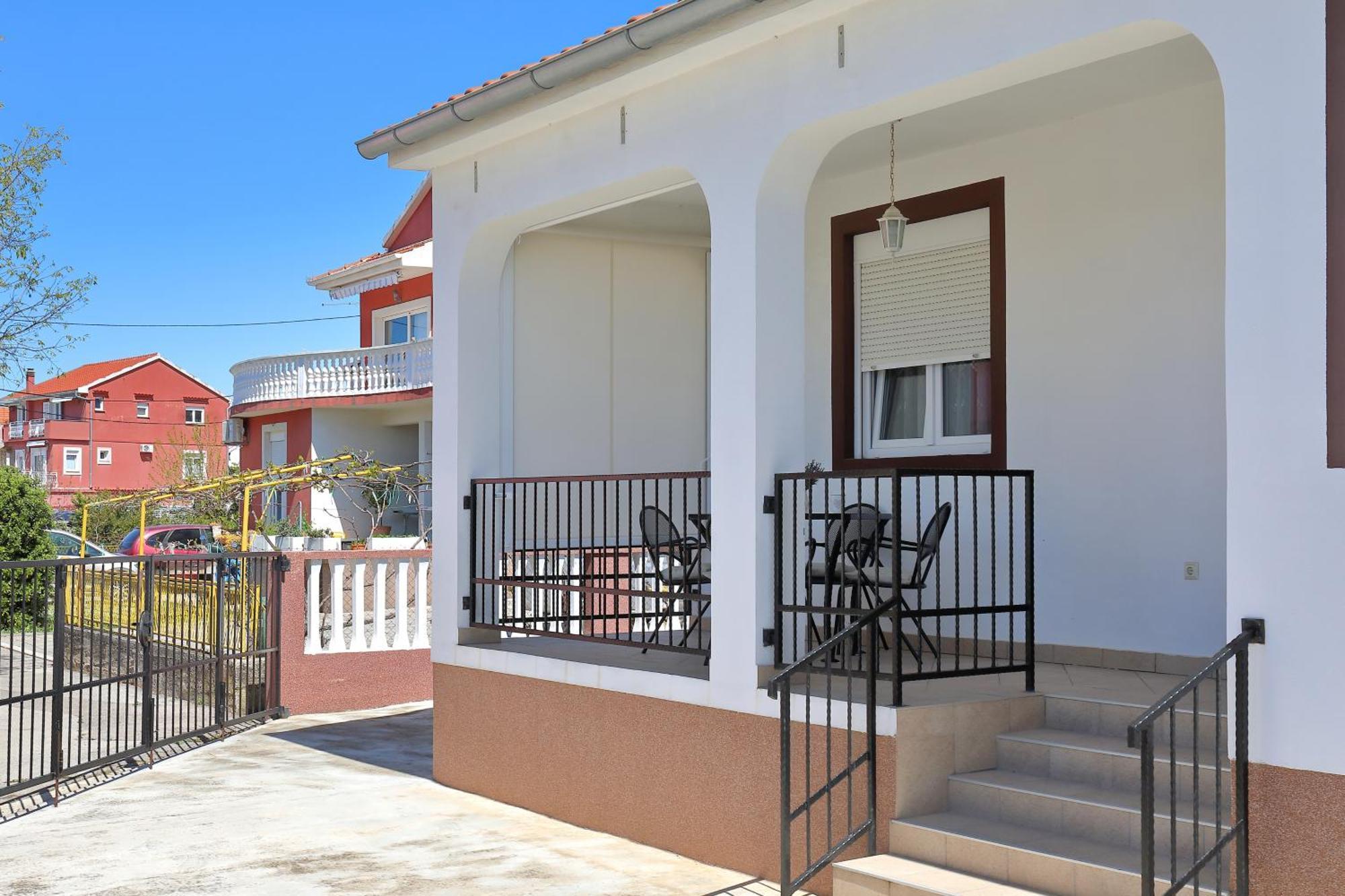 Apartments Ivana Bibinje Luaran gambar