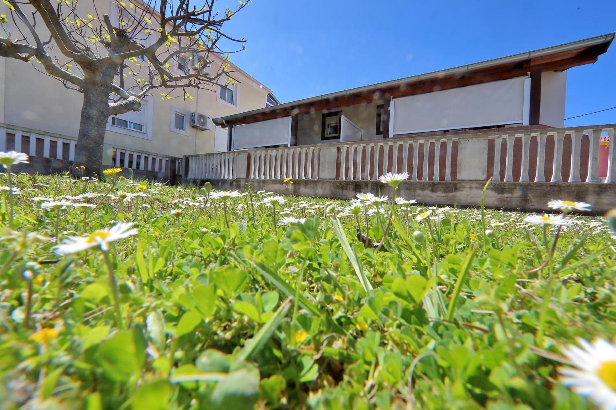 Apartments Ivana Bibinje Luaran gambar
